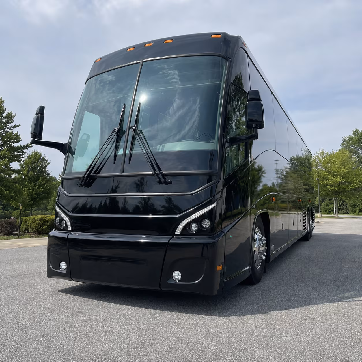 from early morning to overnight shift shuttles for hollywood s any time workforce