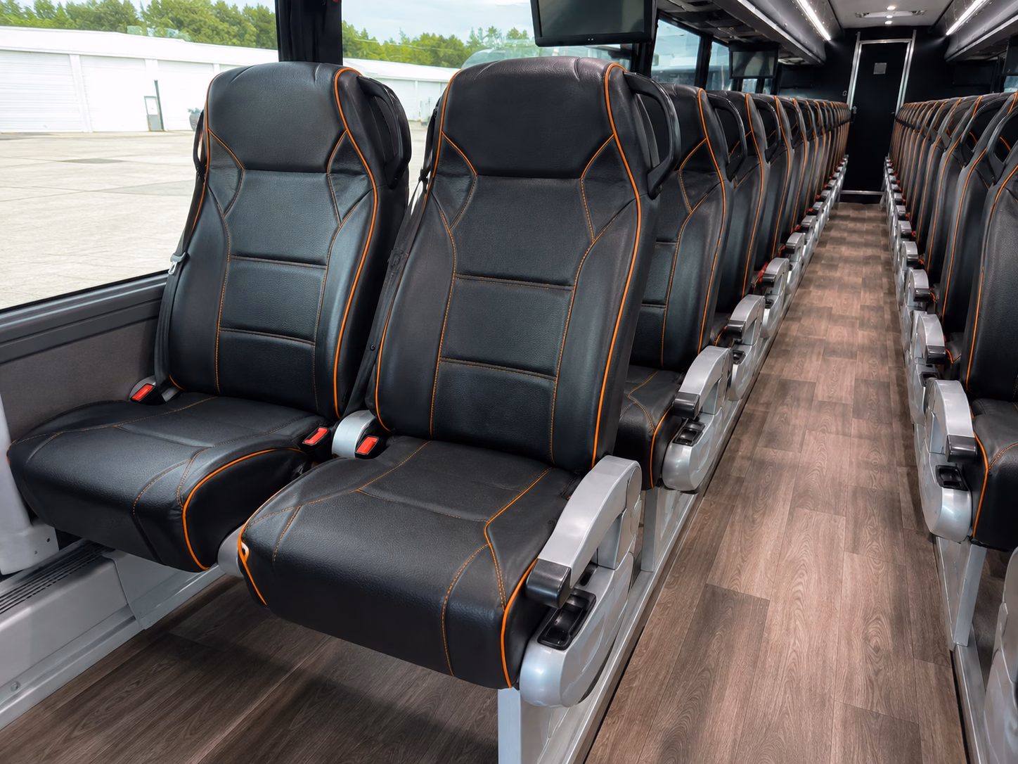 get online pricing for airport shuttle buses to fll and mia in seconds