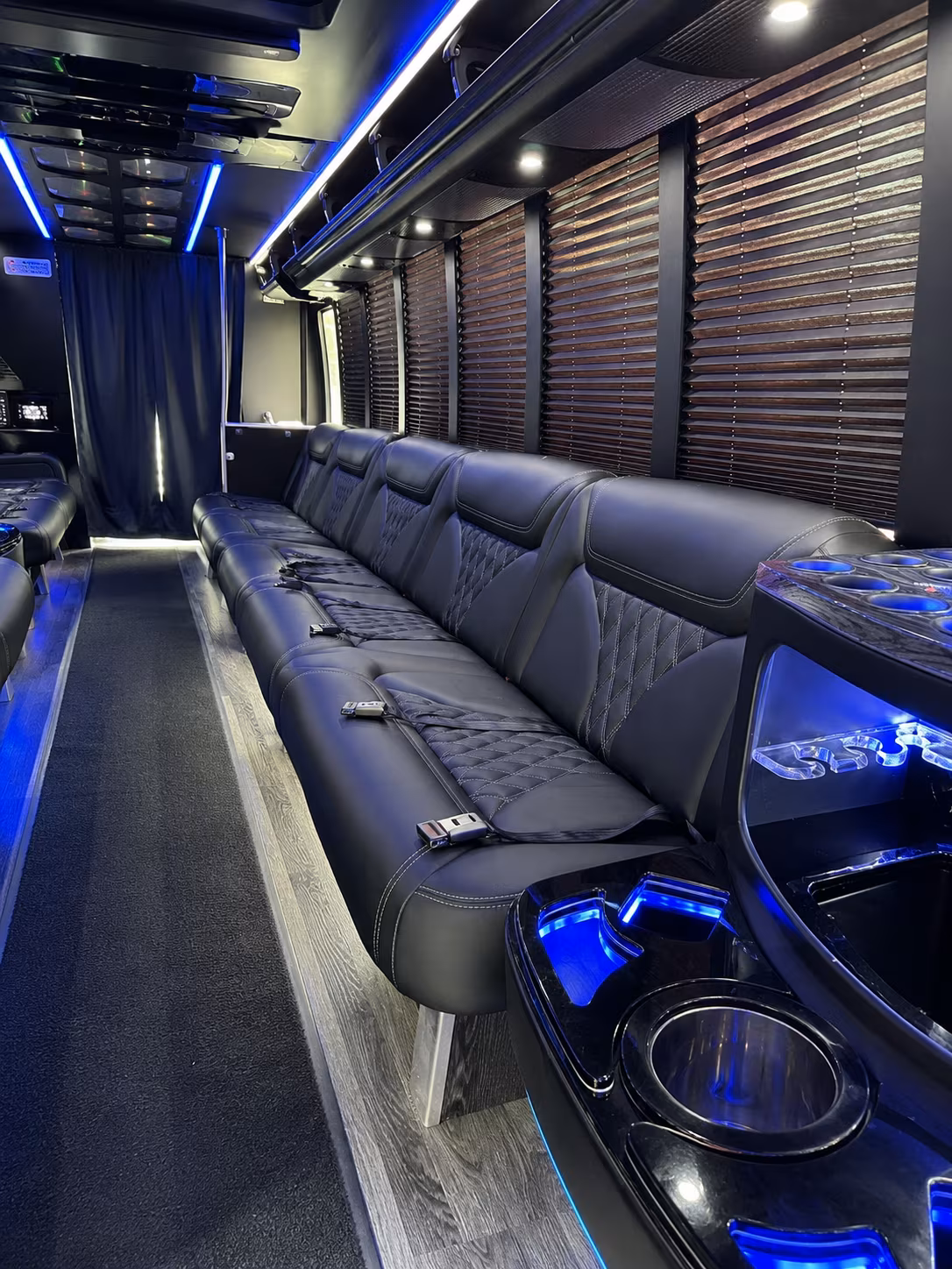 hollywood holiday party bus rental