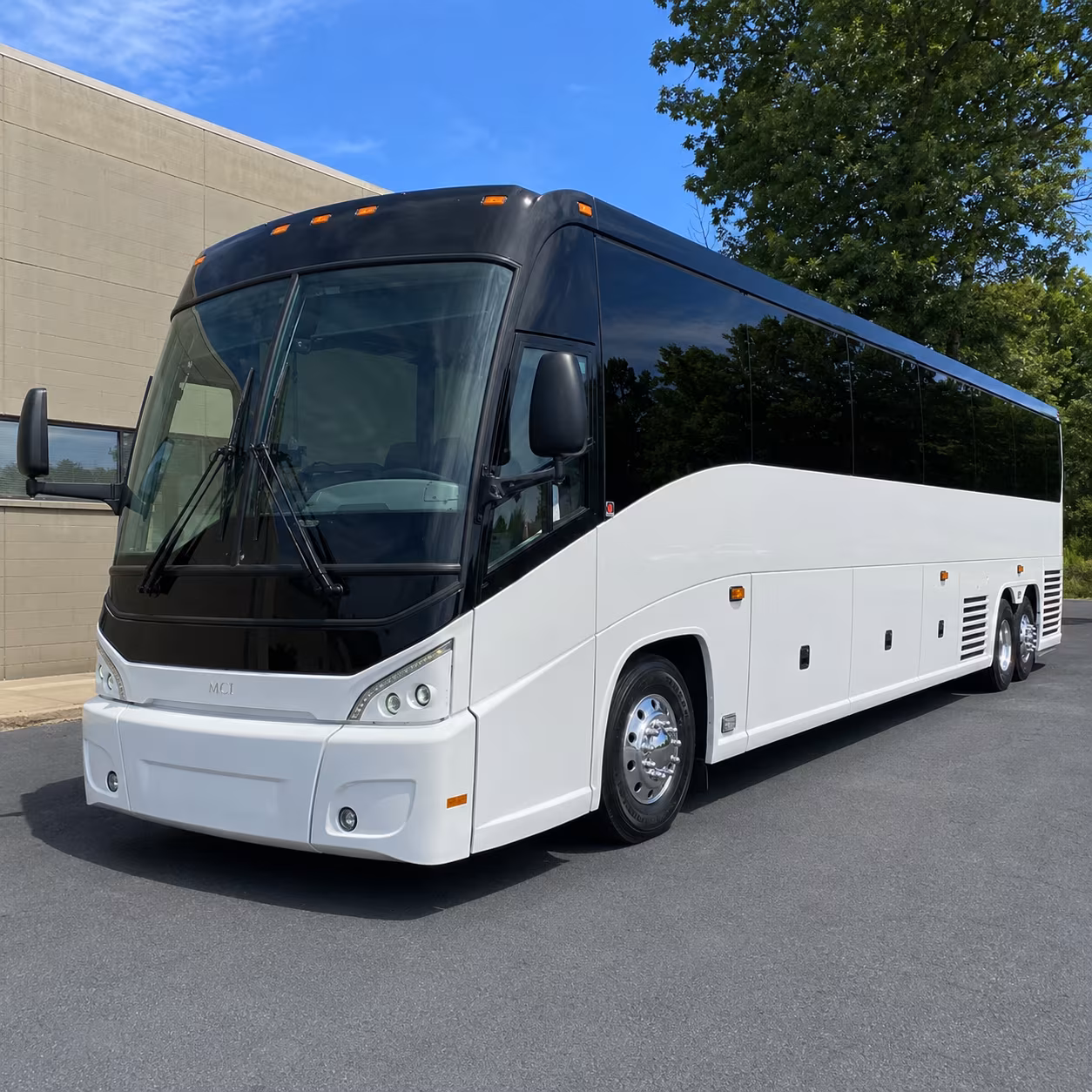 how the distance and duration of your trip affect charter bus rates in hollywood florida